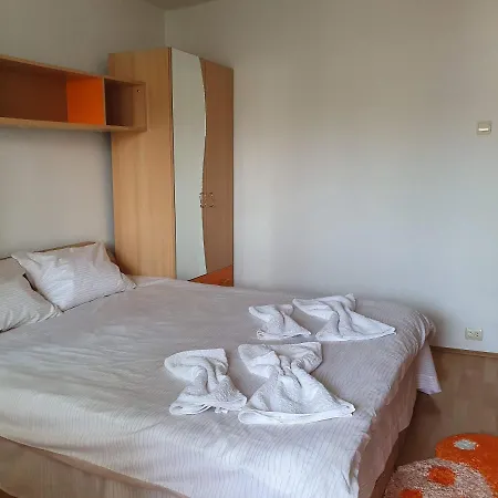 Апартаменти Apartament Karina